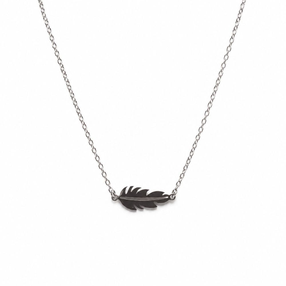 Collier Paola en acier inoxydable argenté avec pendentif plume.