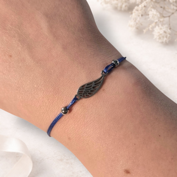 Bracelet Aile d'Ange Enfant en acier inoxydable et fil coton ciré bleu – Floya Boutique