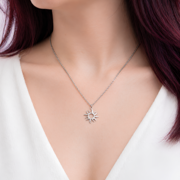 collier soleil acier inoxydable femme pendentif