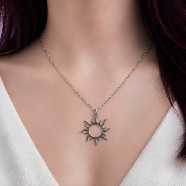 collier grand soleil acier inoxydable femme