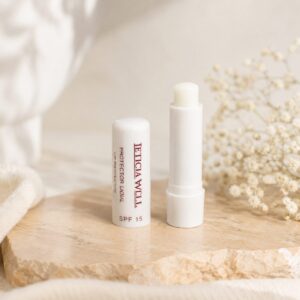 Baume à lèvres senteur cacao SPF 15